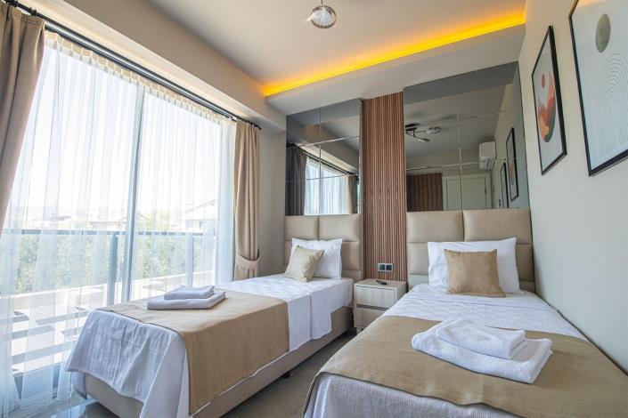 Image No.10-3 Bed Villa for sale