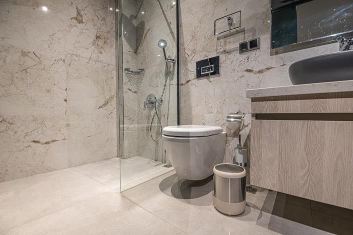 Image No.19-3 Bed Villa for sale