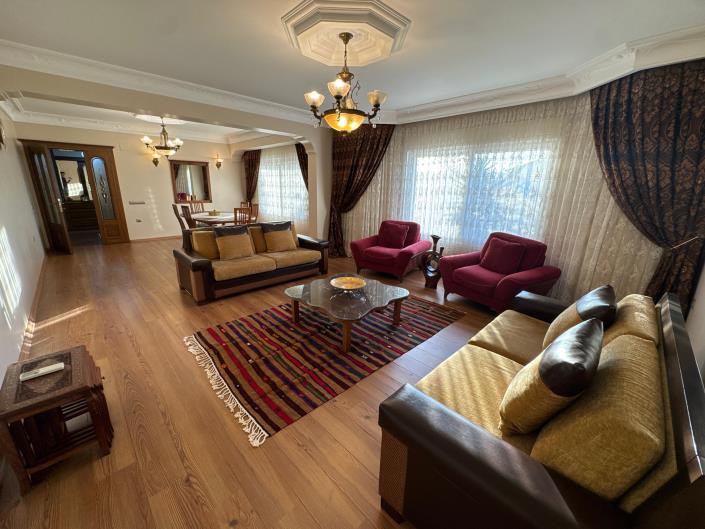 Image No.13-7 Bed Mansion for sale