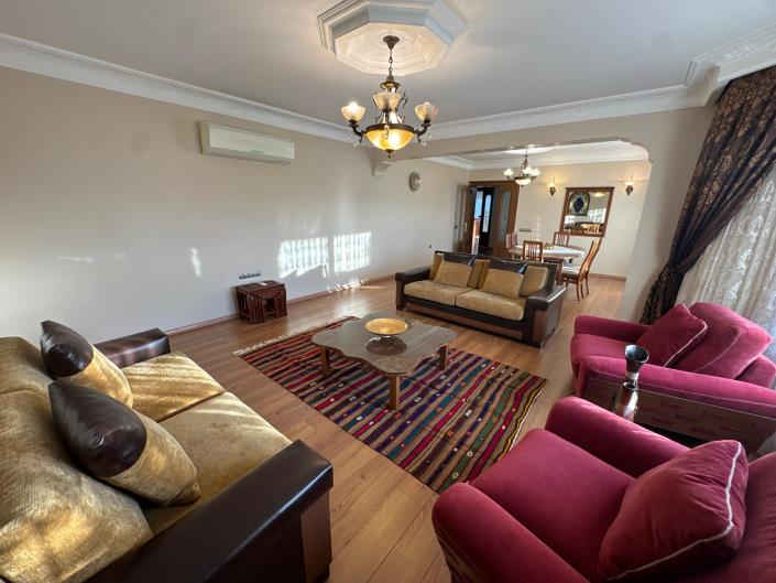 Image No.15-7 Bed Mansion for sale