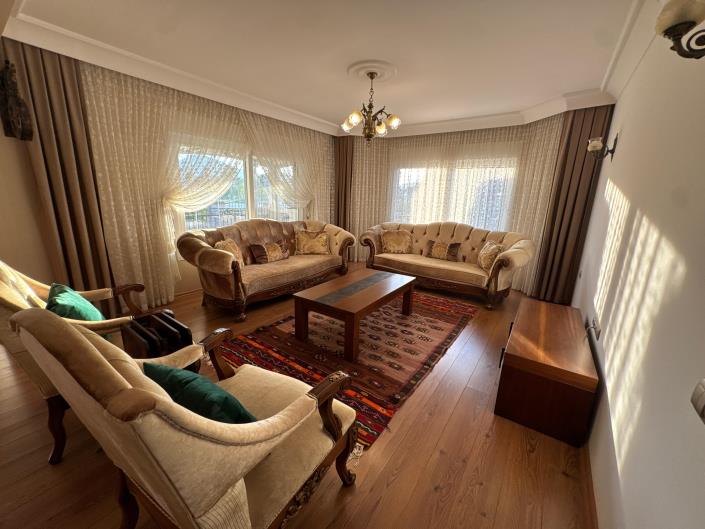 Image No.16-7 Bed Mansion for sale