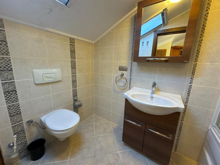 Image No.30-7 Bed Mansion for sale