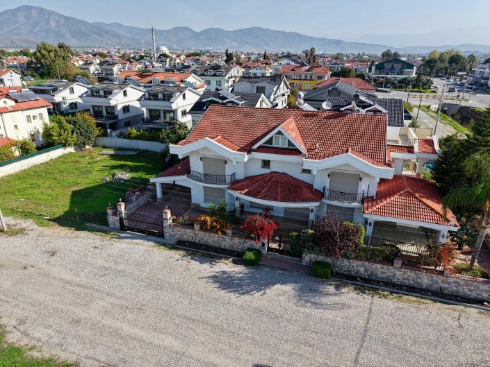 Image No.2-7 Bed Mansion for sale