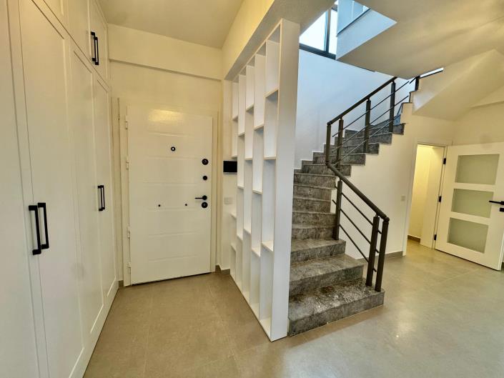 Image No.5-Villa de 4 chambres à vendre à Uzumlu