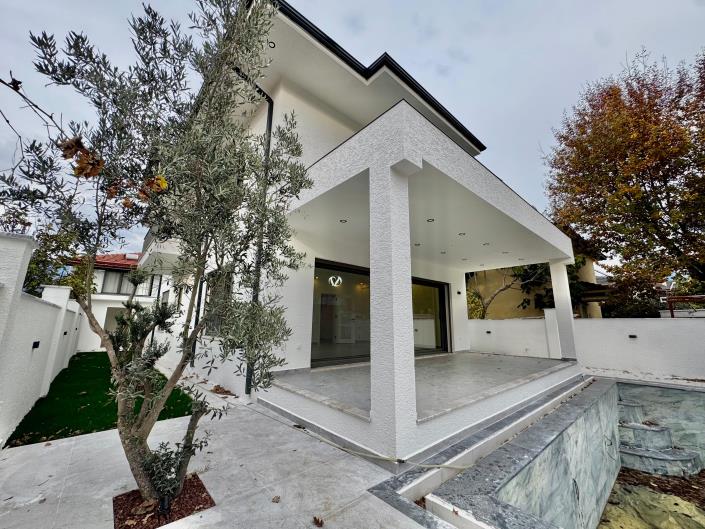 Image No.26-Villa de 4 chambres à vendre à Uzumlu