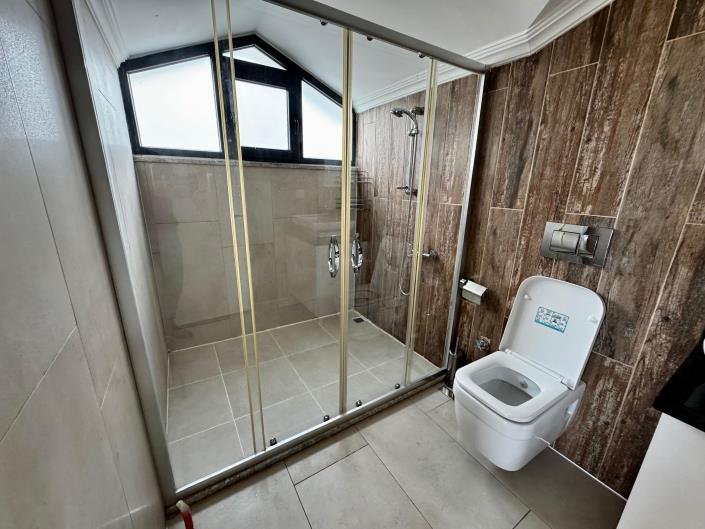 Image No.17-4 Bed Villa for sale