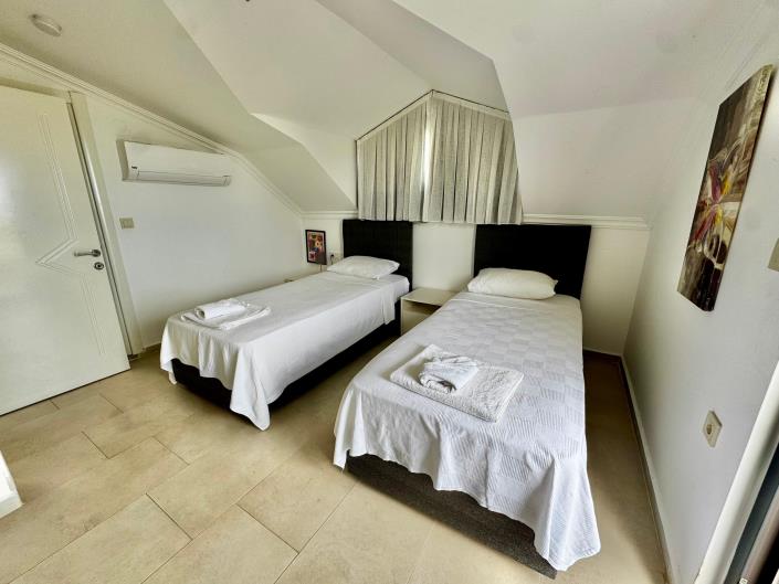 Image No.16-4 Bed Villa for sale