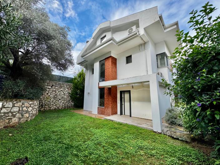 Image No.23-4 Bed Villa for sale