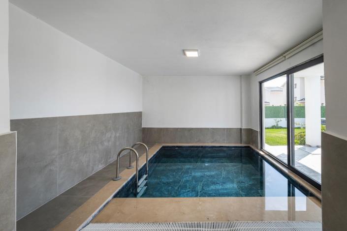 Image No.7-4 Bed Villa for sale