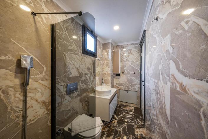 Image No.10-4 Bed Villa for sale