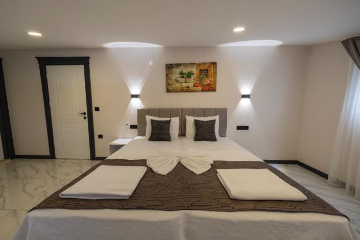 Image No.18-4 Bed Villa for sale