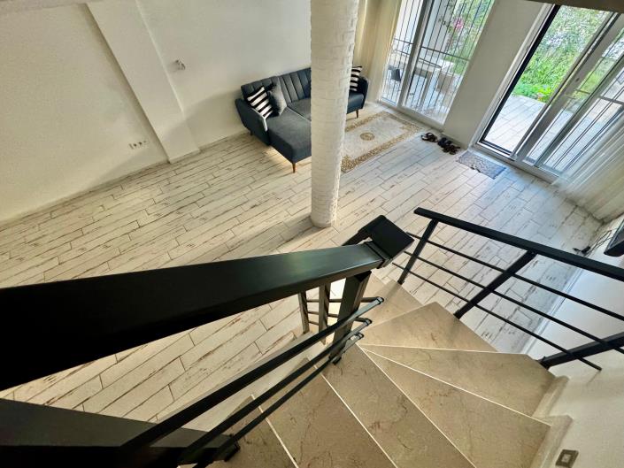 Image No.9-4 Bed Semi-Detached for sale