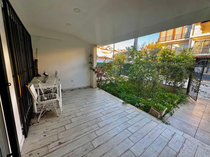 Image No.22-4 Bed Semi-Detached for sale