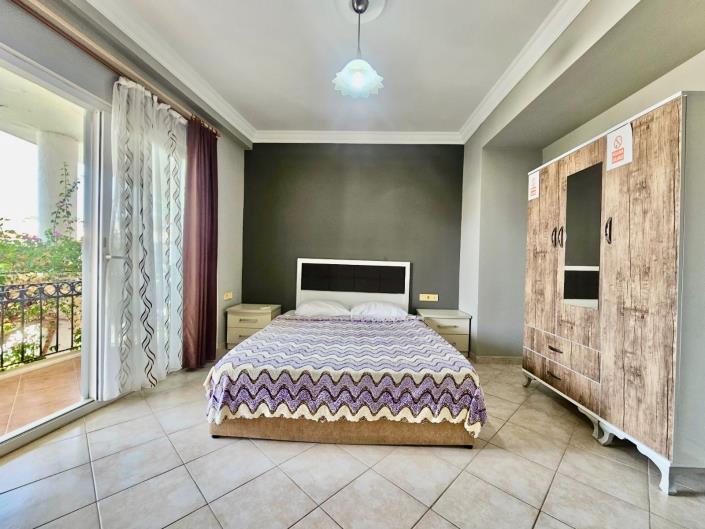 Image No.12-3 Bed Semi-Detached for sale