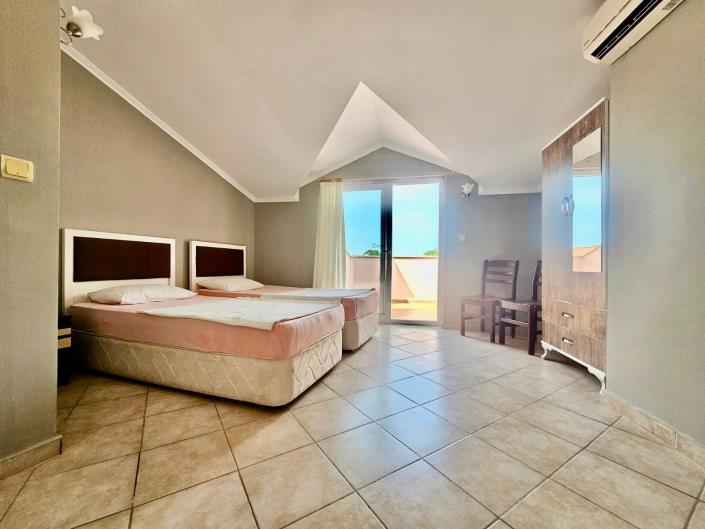 Image No.15-3 Bed Semi-Detached for sale