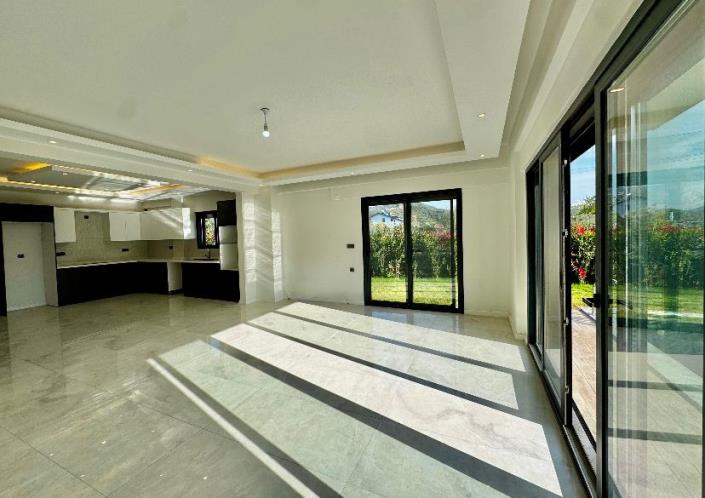 Image No.6-Villa de 5 chambres à vendre à Karagedik