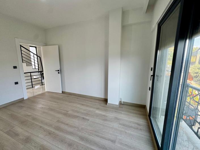 Image No.11-Villa de 5 chambres à vendre à Karagedik