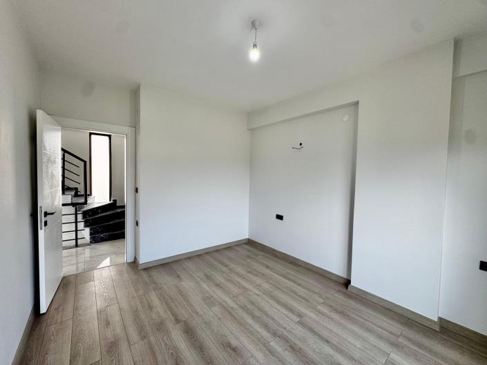 Image No.13-Villa de 5 chambres à vendre à Karagedik