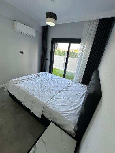 Image No.9-5 Bed Villa for sale