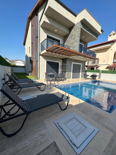 Image No.16-5 Bed Villa for sale