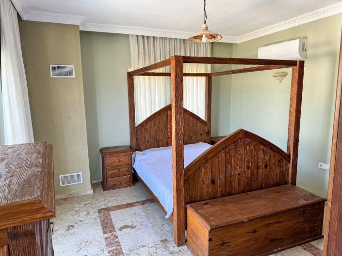 Image No.9-Villa de 5 chambres à vendre à Uzumlu