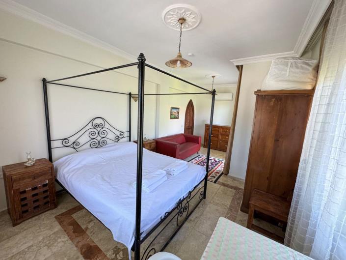 Image No.11-Villa de 5 chambres à vendre à Uzumlu