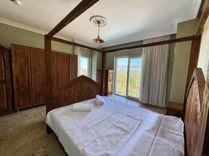 Image No.12-Villa de 5 chambres à vendre à Uzumlu