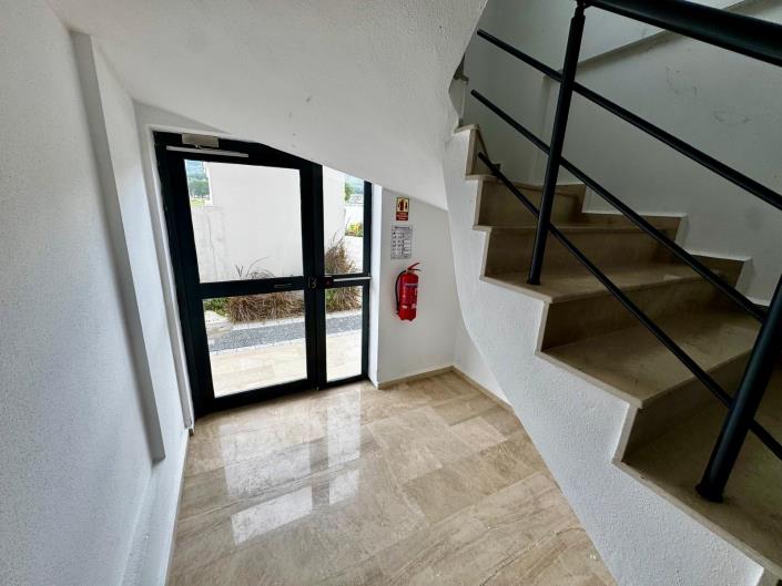 Image No.4-3 Bed Apartment for sale