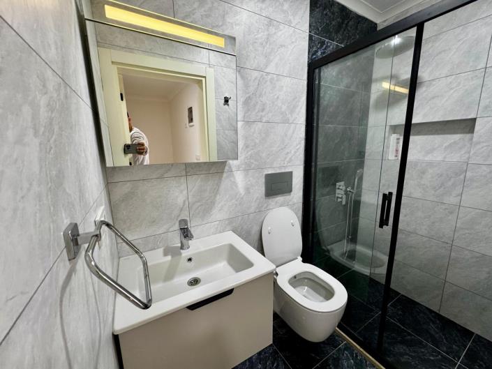 Image No.14-3 Bed Apartment for sale