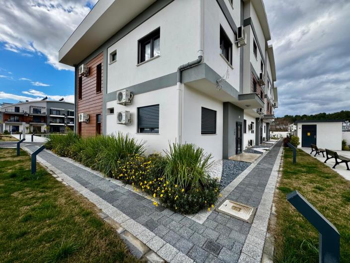 Image No.17-3 Bed Apartment for sale