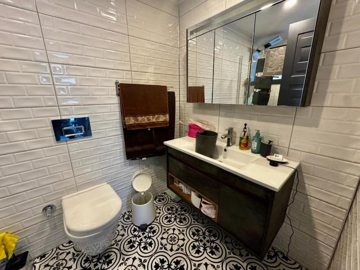 Image No.12-2 Bed Bungalow for sale