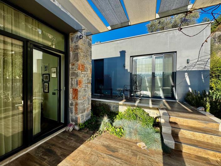 Image No.17-2 Bed Bungalow for sale