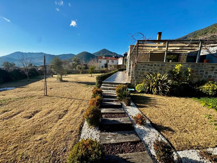 Image No.19-2 Bed Bungalow for sale