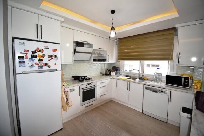 Image No.6-4 Bed Duplex for sale