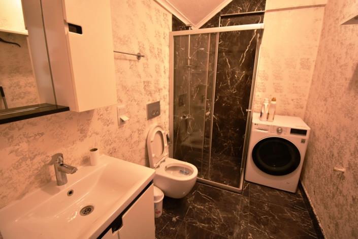 Image No.18-4 Bed Duplex for sale