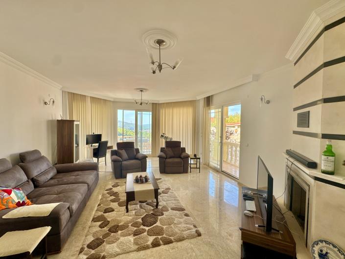 Image No.7-4 Bed Bungalow for sale