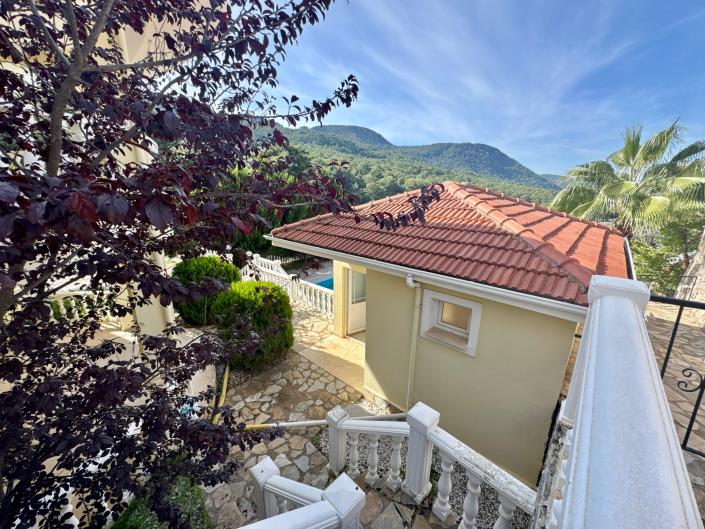 Image No.21-4 Bed Bungalow for sale