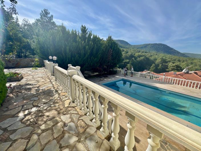 Image No.24-4 Bed Bungalow for sale