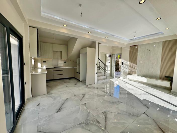 Image No.4-3 Bed Villa for sale