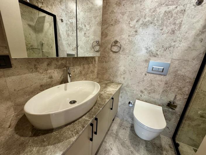 Image No.17-2 Bed Apartment for sale