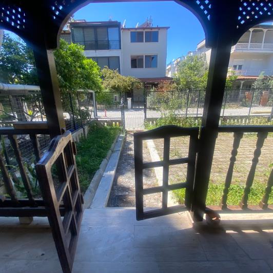 Image No.2-Jumelé de 4 chambres à vendre à Akarca