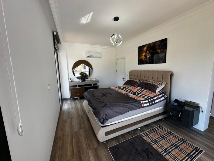 Image No.18-4 Bed Villa for sale