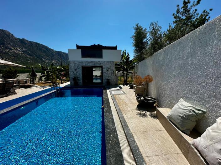 Image No.31-4 Bed Villa for sale