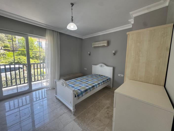 Image No.24-4 Bed Villa for sale