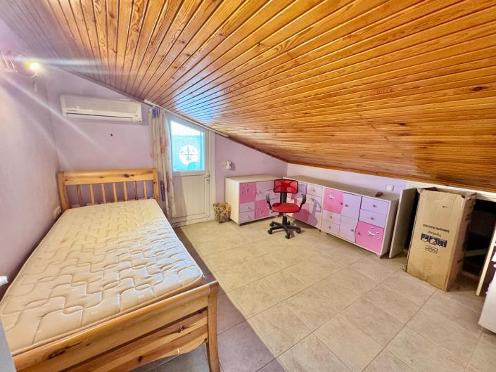 Image No.17-7 Bed Villa for sale