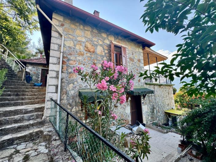 Image No.3-3 Bed Villa for sale