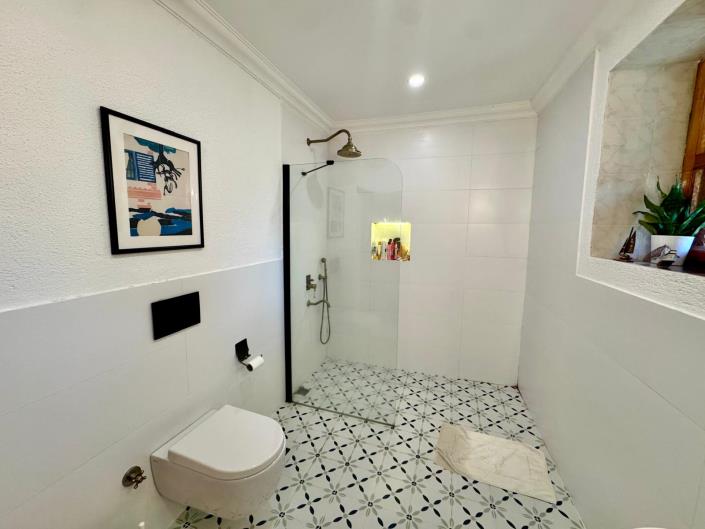 Image No.21-3 Bed Villa for sale