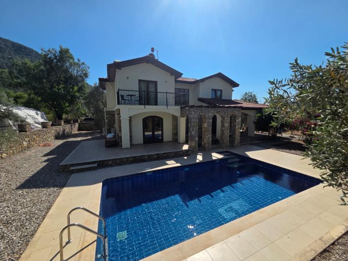 Image No.2-4 Bed Villa for sale
