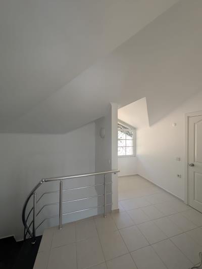 Image No.20-3 Bed Villa for sale