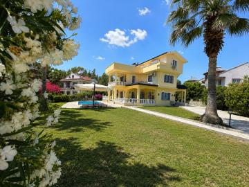 1--Calis-villa-for-sale